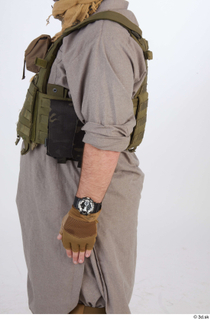 Photos Luis Donovan Army Taliban Gunner arm upper body 0001.jpg